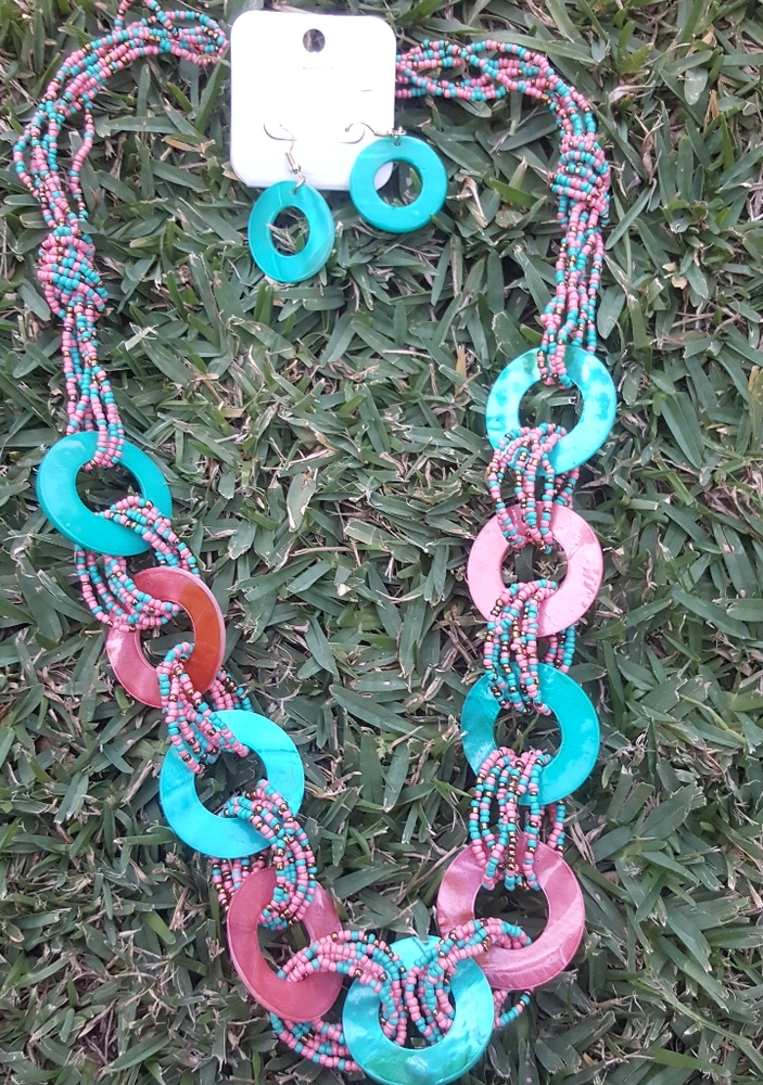 Necklace set